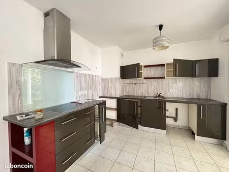 appartement 3 pièces 65 m²