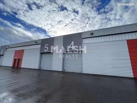 local hôtel 1 165 m²