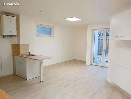 studio 1 pièce 36 m²