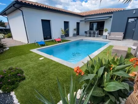 ? maison contemporaine plein pied avec piscine décennale et do – cadre calme et ensoleillé