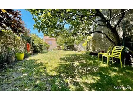 a vendre directement par proprietaire centre bouaye -maison familliale atypique 162 m2 - e