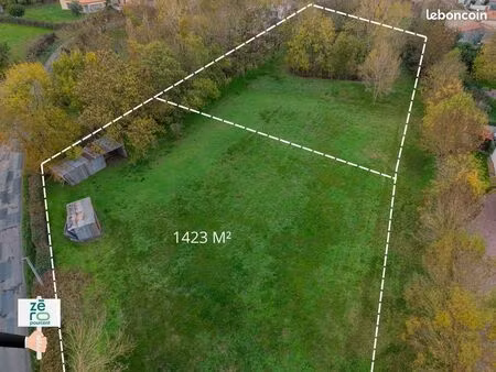 terrain 1423 m² mareuil-sur-lay-dissais
