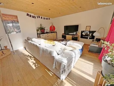 appartement 4 pièces 77 m²