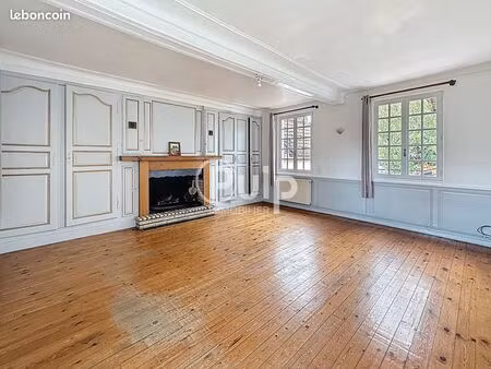 maison 5 pièces 122 m²