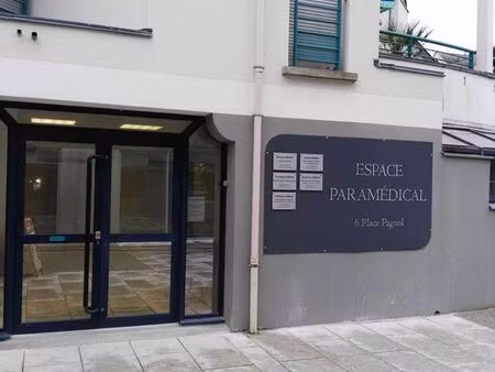 a louer 3 bureaux - type bail professionnel - bruz 35170 · cœur ville proche mairie  halle