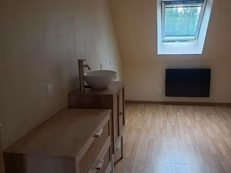 local commercial 14m2 a saint avé