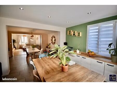 maison 7 pièces 115 m²