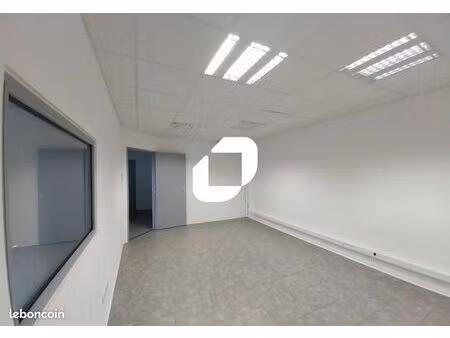 bureaux 90 m²