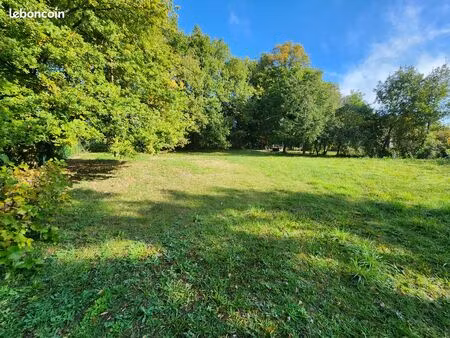 terrain à bâtir 1358m²