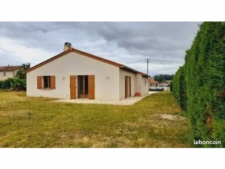 villa 4 pièces 90 m²
