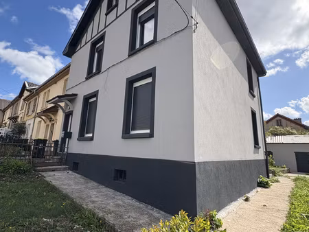 maison f6 mitoyenne d'un côté