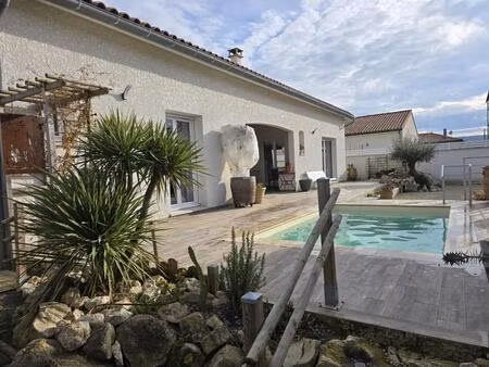 eaunes  maison contemporaine récente t5 avec piscine