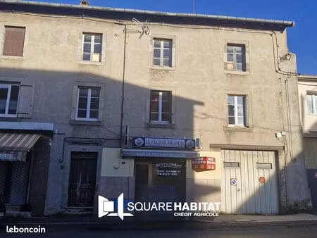 immeuble 6 pièces 240 m²