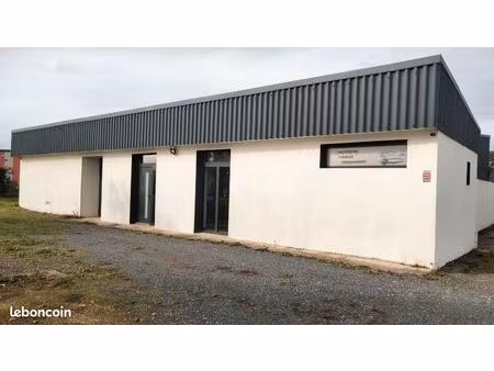 local commercial neuville 70m2