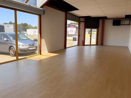 local commercial 125 m² auray