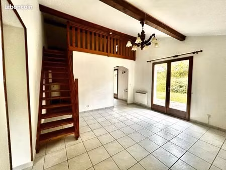 appartement 4 pièces 63 m²