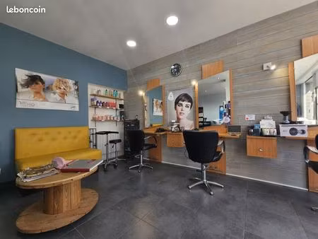 commerce coiffure 42 m²
