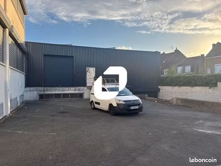 local d'activité 5 918 m²