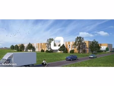 local d'activité 7 309 m²