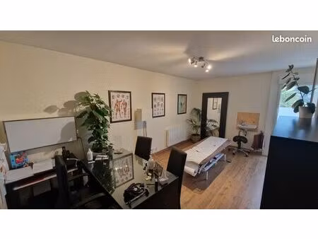 salle à louer dans cabinet paramédical  carquefou