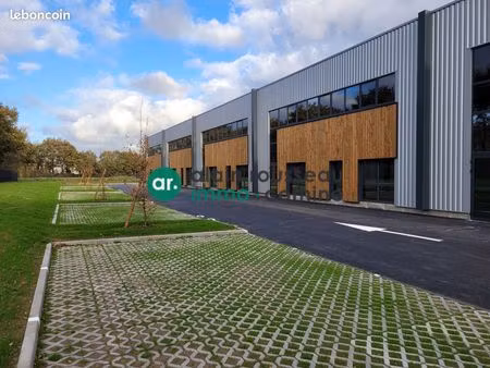 local 204 m² grandchamp-des-fontaines