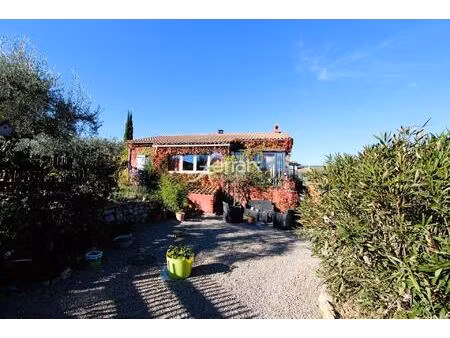 villa 90m² proche village 1149m² de terrain