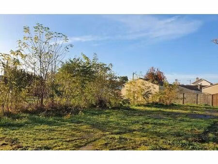 terrain saint-hilaire-la-palud m² t- à vendre  28 500 €