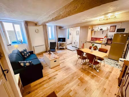 location meublée appartement 1 pièce 30 m² à hyeres (83400)  600 €