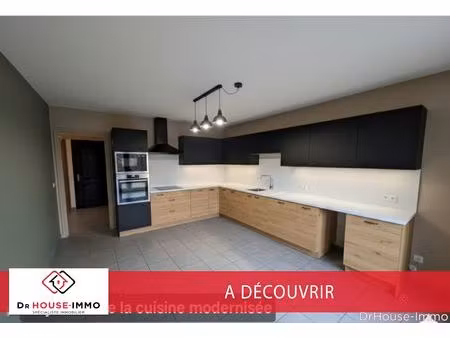 appartement f5 avec garage  cave et cour