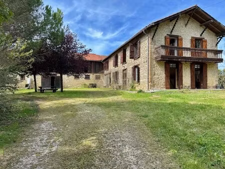 ferme  dépendances 4 ha