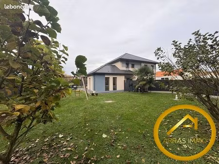 maison 4 pièces 136 m²