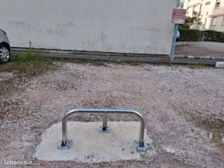 parking à louer