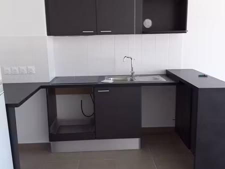 villa 3 pièces 77 m²