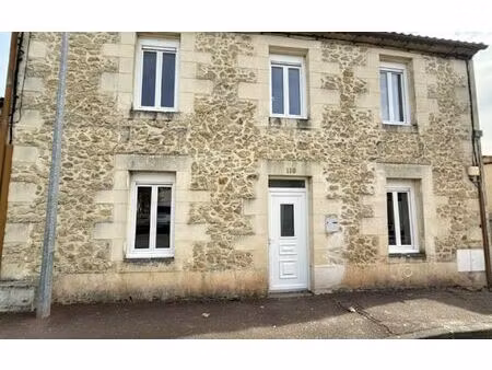 location maison  m² t-4 à langon  850 €