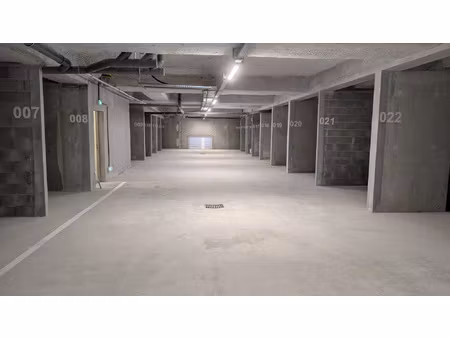 vente lot 16 parkings - messery (74)