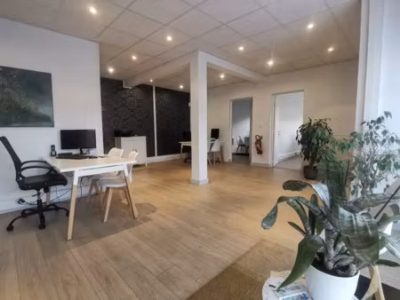 local à louer 110m2 cour maréchal gallieni talence