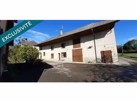 corps de ferme à rénovée