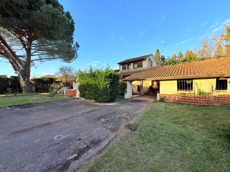 maison t4... calme  espace et potentiel au coeur d'un cadre v