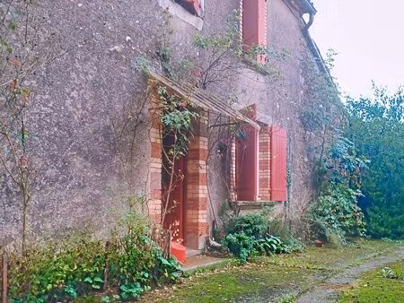 maison ancienne de 140m² avec dépendances