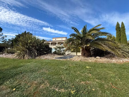 magnifique contemporaine avec piscine à hautefage la tour