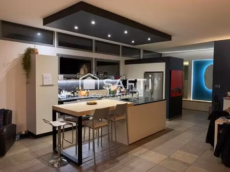 maison d'architecte sur la commune de montfaucon