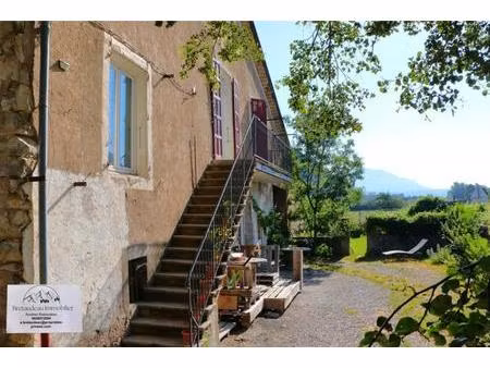 maison montmaur 8 pièce(s) 153.23 m2