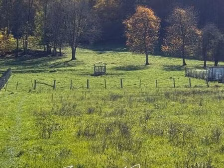 terrain constructible viabilisé de 776 m2 à longechenal