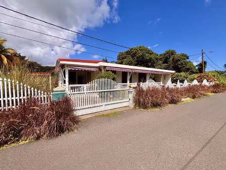 maison 5 pièces - morne-à-l'eau