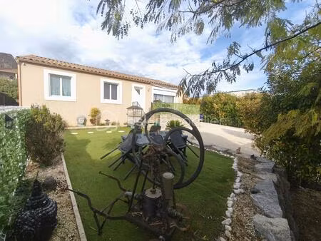 maison de 100 m² à sauzet