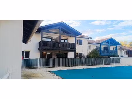 cambo les bains appartement de type t2 avec jardin et placé de parking