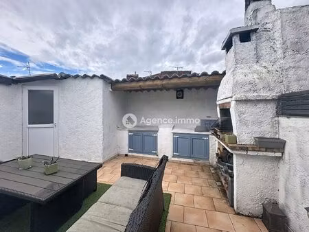 maison de village avec terrasse tropézienne