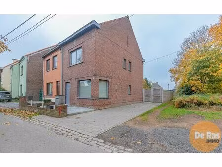 afsnee - eengezinswoning met 3 slpk en mooie tuin!