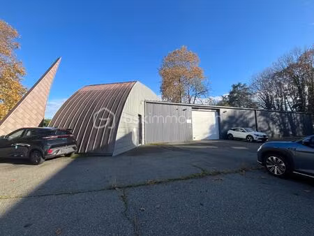 immeuble de 767 m² à lescar