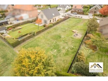 bouwgrond voor open bebouwing op topligging!